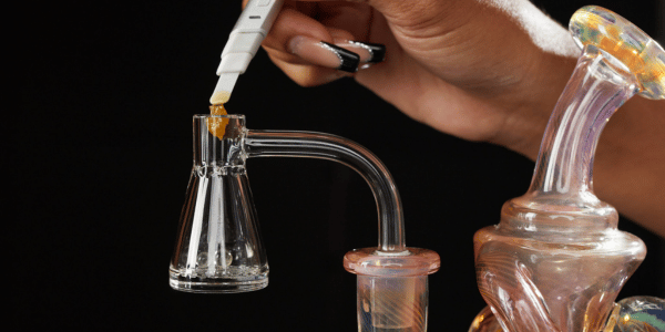 Traditional Dab Rigs: The Ultimate Guide to Cannabis Concentrate Consumption