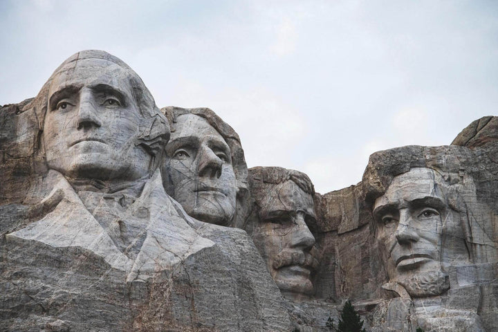photo of mount Rushmore discussing presidents who passed legislation pertaining to hemp
